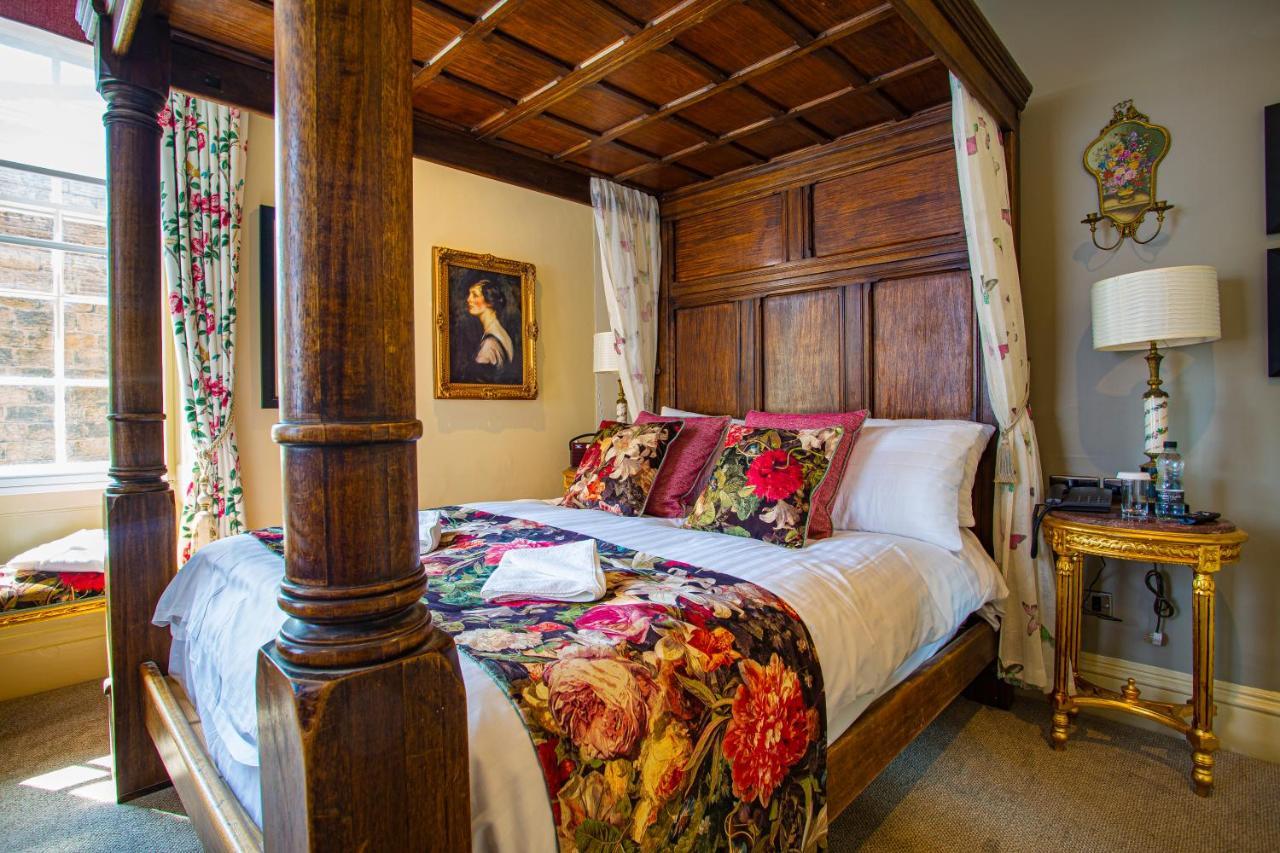 The Rutland Arms Hotel, Bakewell, Derbyshire Экстерьер фото