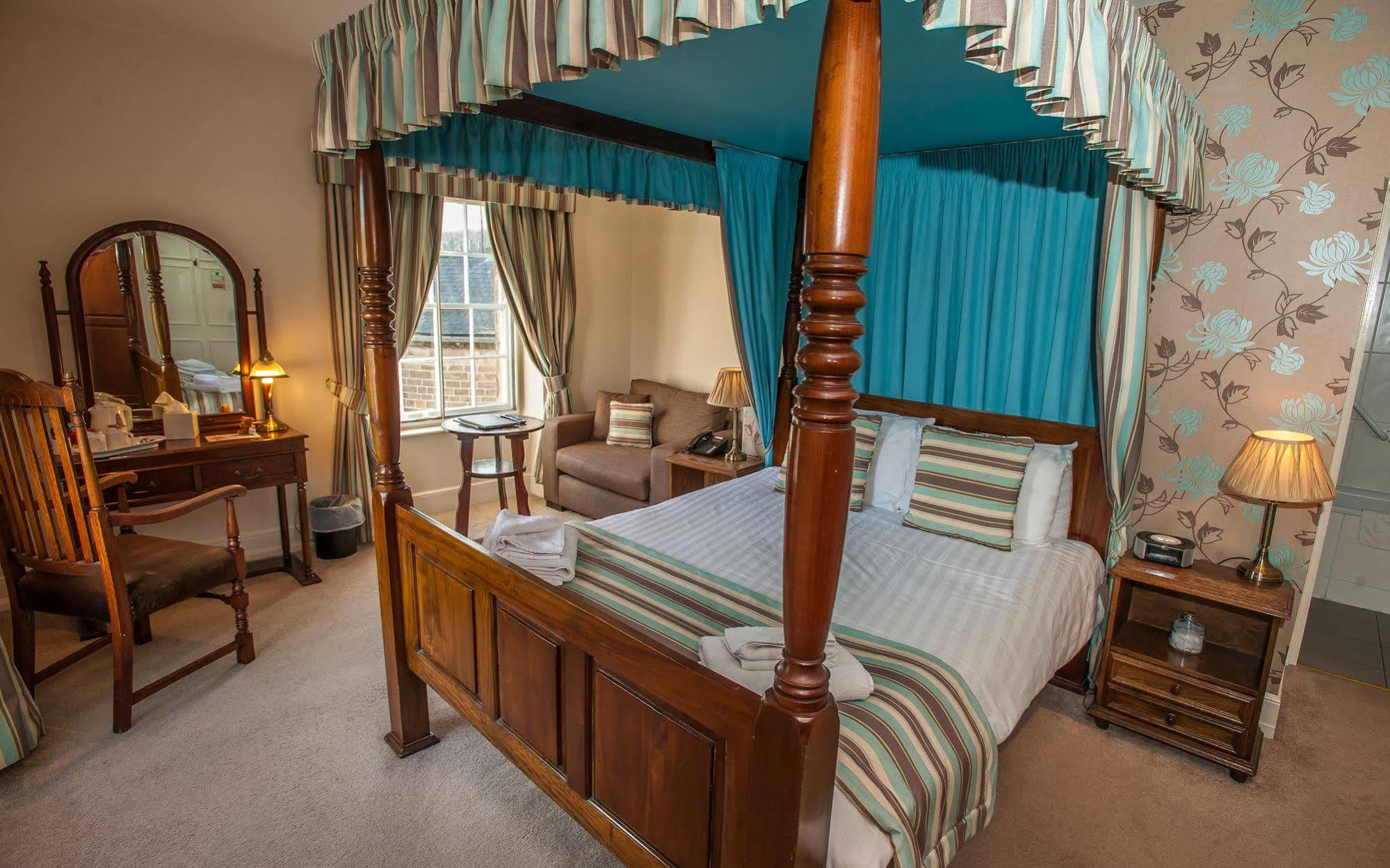 The Rutland Arms Hotel, Bakewell, Derbyshire Экстерьер фото